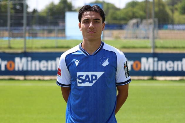 23.07.2026, xrekx, Fussball 1.Bundesliga, TSG 1899 Hoffenheim - Fototermin Saison 2026 27 v.l. Deniz Zeitler (TSG Hoffenheim) (DFL DFB REGULATIONS PROHIBIT ANY USE OF PHOTOGRAPHS as IMAGE SEQUENCES and or QUASI-VIDEO) Sinsheim *** July 23, 2026, xrekx, Soccer, Bundesliga 1, TSG 1899 Hoffenheim Photo Session, 2026–27 Season, from left: Deniz Zeitler, TSG Hoffenheim. DFL and DFB regulations prohibit any use of photographs as image sequences and or quasi-video. Sinsheim