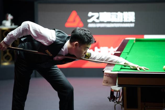 SHANGHAI, CHINA - JULY 29: Si Jiahui of China plays a shot in the second round match against Wu Yize of China on Day 3 of the 2026 Snooker Shanghai Masters on July 29, 2026 in Shanghai, China.  Copyright: xTaixChengzhex 111657087478