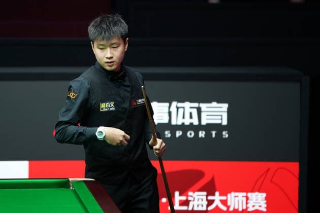 SHANGHAI, CHINA - JULY 29: Zhao Xintong of China plays a shot in the second round match against Ding Junhui of China on Day 3 of the 2026 Snooker Shanghai Masters on July 29, 2026 in Shanghai, China.  Copyright: xTaixChengzhex 111657087661