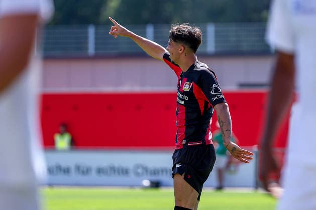29.07.2026, Fußball, Bayer 04 Leverkusen - KRC Genk, Testspiel, Saison 2026 2027 im Ulrich-Haberland-Stadion: Torjubel nach dem Tor zum 3:0 durch Torschütze Afonso Moreira (Bayer04 Leverkusen 09) zusammen mit DFB regulations prohibit any use of photographs as image sequences and or quasi-video. Nordrhein-Westfalen Deutschland *** July 29, 2026, Soccer, Bayer 04 Leverkusen vs. KRC Genk, Friendly Match, 2026–2027 season at Ulrich Haberland Stadium; celebration after the 3–0 goal by Afonso Moreira; Bayer 04 Leverkusen 09; DFB regulations prohibit any use of photographs as image sequences and or quasi-video; North Rhine-Westphalia, Germany