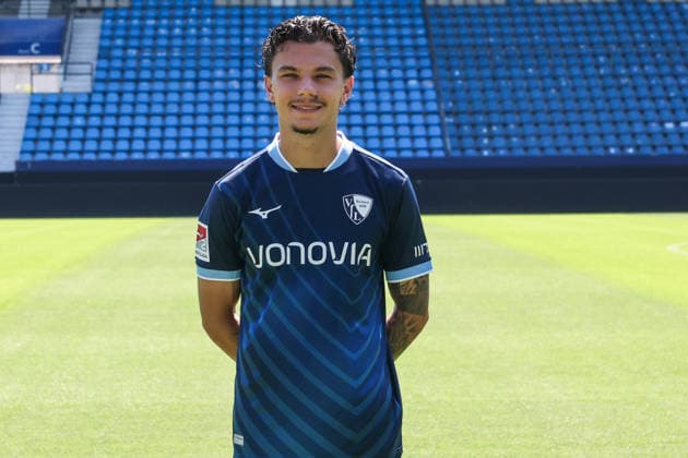 29.07.2026, Fussball, Saison 2026 2027, Porträttermin VfL Bochum, Babis Drakas (VfL Bochum) Bochum Ruhrstadion Deutschland xRHR-FOTOx *** July 29, 2026, Soccer, 2026–2027 Season, VfL Bochum Photo Shoot, Babis Drakas, VfL Bochum, Bochum, Ruhrstadion, Germany, xRHR PHOTOx Copyright: RHR-FOTOx RHR-FOTO