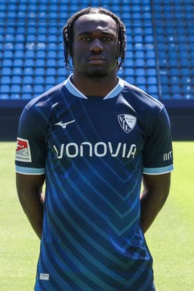 29.07.2026, Fussball, Saison 2026 2027, Porträttermin VfL Bochum, Darnell Keumo (VfL Bochum) Bochum Ruhrstadion Deutschland xRHR-FOTOx *** July 29, 2026, Soccer, 2026–2027 Season, VfL Bochum Photo Shoot, Darnell Keumo, VfL Bochum, Bochum, Ruhrstadion, Germany, xRHR PHOTOx Copyright: RHR-FOTOx RHR-FOTO