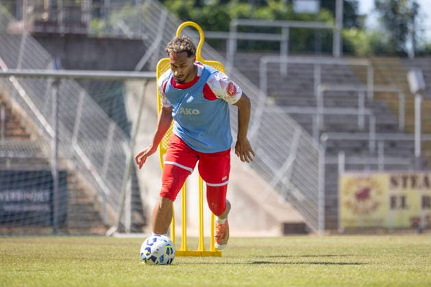 Training der Sportfreunde Siegen zur Saison 2026 2027 im Leimbachstadion auf dem Naturrasenplatz. Kevin Goden (SI) Fussball Regionalliga West, Training, Sportfreunde Siegen, am 29.07.2026 in Siegen Deutschland. *** Sportfreunde Siegen training session for the 2026–2027 season at Leimbach Stadium on the natural grass field. Kevin Goden, SI Soccer Regionalliga West, training, Sportfreunde Siegen, on July 29, 2026, in Siegen, Germany