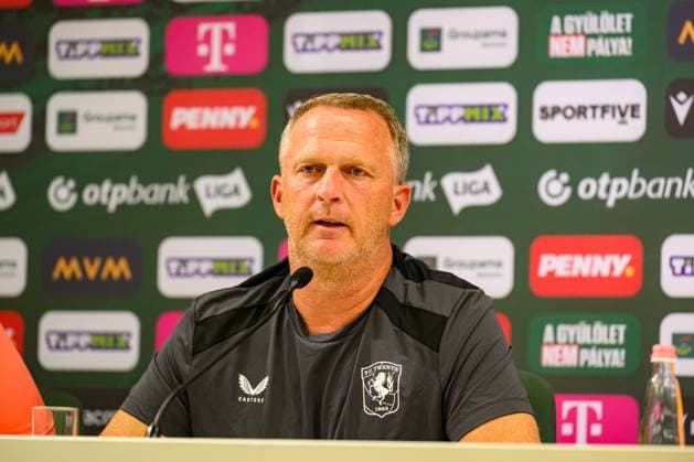 Budapest , 29-07-2026 , Groupama Arena , season 2026 2027 , UEFA Europa League play-off football , pressconference FC Twente , picture shows FC Twente coach John van den Brom Pressconference Twente in Budapest  x205307743x Copyright: