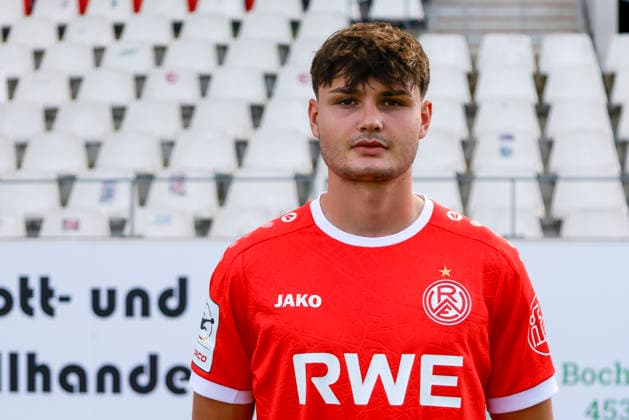 Jaka Cuber Potocnik; Rot-Weiss Essen; 3.Liga, Porträttermin 2026 2027 *** Jaka Cuber Potocnik Rot Weiss Essen 3rd Division, Profile Session 2026–2027