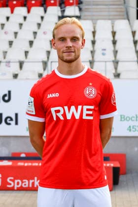 Ben Hüning; Rot-Weiss Essen; 3.Liga, Porträttermin 2026 2027 *** Ben Hüning, Rot Weiss Essen, 3rd Division, Profile Session 2026–2027