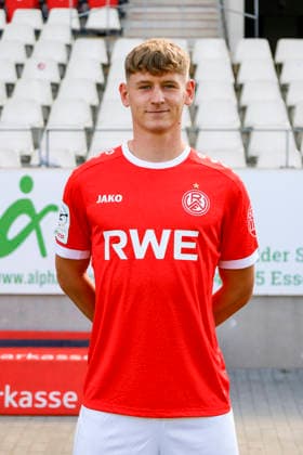 Gianluca Swajkowski ; Rot-Weiss Essen; 3.Liga, Porträttermin 2026 2027 *** Gianluca Swajkowski, Rot-Weiss Essen, 3. Liga, Profile Session 2026–2027