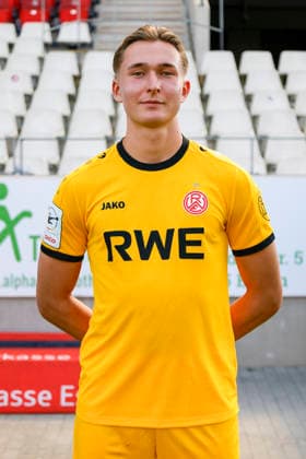 Romero Gerres; Rot-Weiss Essen; 3.Liga, Porträttermin 2026 2027 *** Romero Gerres Rot Weiss Essen, 3rd Division, Profile Session 2026–2027