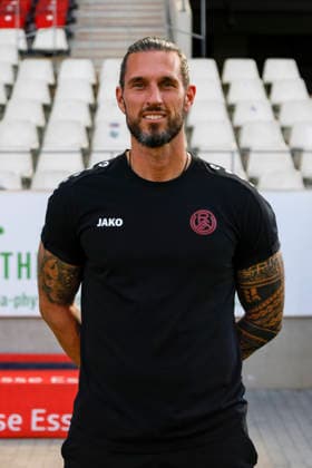 Manuel Lenz ( Torwart-Trainer Rot-Weiss Essen ); Rot-Weiss Essen; 3.Liga, Porträttermin 2026 2027 *** Manuel Lenz, Goalkeeper Coach, Rot-Weiss Essen; Rot-Weiss Essen, 3. Liga; Profile Interview 2026–2027