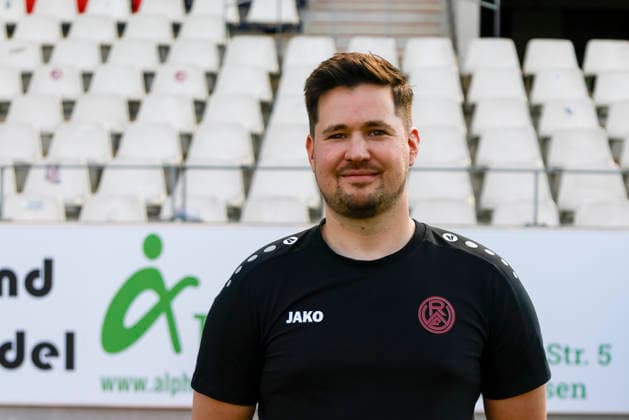 Niklas Trottenberg ( Physiotherapeut Rot-Weiss Essen ); Rot-Weiss Essen; 3.Liga, Porträttermin 2026 2027 *** Niklas Trottenberg, Physical Therapist, Rot Weiss Essen, Rot Weiss Essen (3rd Division), Profile Session 2026–2027