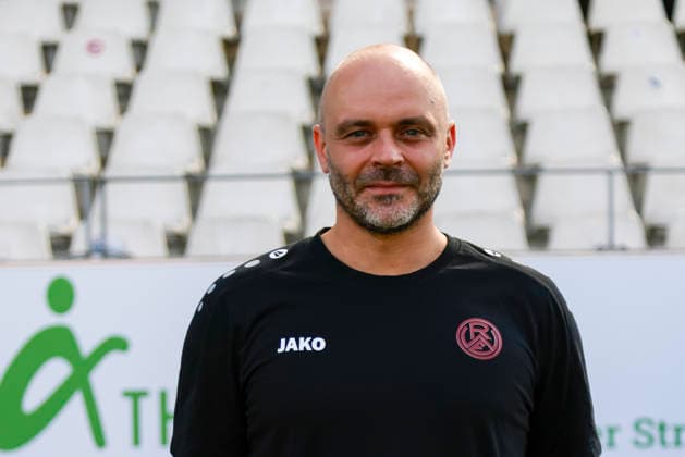 Matthias Gesenhues ( Leiter für Sportwissenschaften, Reha und Athletik Rot-Weiss Essen ); Rot-Weiss Essen; 3.Liga, Porträttermin 2026 2027 *** Matthias Gesenhues, Head of Sports Science, Rehabilitation, and Athletics, Rot Weiss Essen; Rot Weiss Essen, 3rd Division; Profile Session 2026–2027