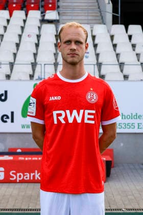 Lukas Brumme; Rot-Weiss Essen; 3.Liga, Porträttermin 2026 2027 *** Lukas Brumme, Rot Weiss Essen, 3rd Division, Profile Session 2026–2027
