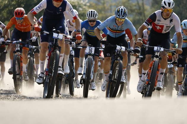 29.07.2026, Monteceneri, Monteceneri, 2026 UEC MTB European Championship, EM, Europameisterschaft XCC Qualifications Men Junior, Noa Filippi 7 (FRA) taking the lead in front of Andri Steinmann 19 (SUI) and Jari Van Lee 5 (BEL) and the rest of the riders Monteceneri Monteceneri Ticino Switzerland *** July 29, 2026, Monteceneri, Monteceneri, 2026 UEC MTB European Championship XCC Qualifications Men Junior, Noa Filippi 7 FRA taking the lead ahead of Andri Steinmann 19 SUI and Jari Van Lee 5 BEL and the rest of the riders Monteceneri Monteceneri Ticino Switzerland Copyright: xJustPictures.ch FrancescoxMinghettix jp-en-FrMi-_NG_0609