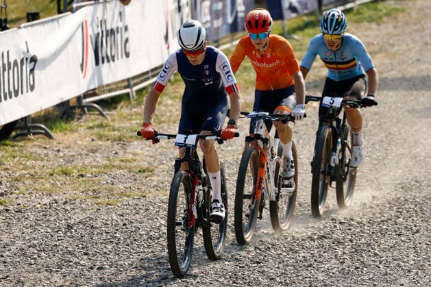 29.07.2026, Monteceneri, Monteceneri, 2026 UEC MTB European Championship, EM, Europameisterschaft XCC Qualifications Men Juniorr, Head 2, Noa Filippi 7 (FRA), Daan Bakelaar 3 (NED) and Jari Van Lee 5 (BEL) leading the race Monteceneri Monteceneri Ticino Switzerland *** July 29, 2026, Monteceneri, Monteceneri, 2026 UEC MTB European Championship XCC Qualifications Men s Junior, Head 2, Noa Filippi (7, FRA), Daan Bakelaar (3, NED), and Jari Van Lee (5, BEL) leading the race in Monteceneri, Ticino, Switzerland Copyright: xJustPictures.ch FrancescoxMinghettix jp-en-FrMi-_NG_0679