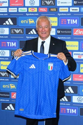 IPA87092959 - Claudio Ranieri during the press conference, PK, Pressekonferenz to introduce Technical Commissioner Roberto Mancini and Technical Director Claudio Ranieri at the FIGC headquarters on Via Po in Rome, Italy—Wednesday, July 29, 2025. Sports—Soccer.  Copyright: xFabrizioxCorradetti IPAxSportx xx 87092959