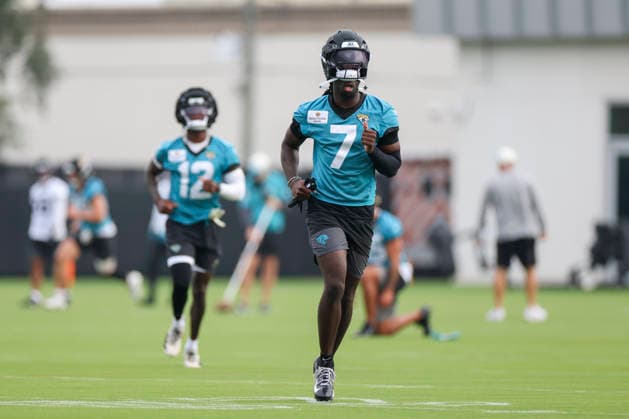 JACKSONVILLE, FL - JULY 29: Jacksonville Jaguars wide receiver Brian Thomas Jr. (7) runs during training camp on July 29, 2026 at the Miller Electric Center in Jacksonville, Fl. (Photo by David Rosenblum Icon Sportswire) NFL, American Football Herren, USA JUL 29 Jaguars Training Camp EDITORIAL USE ONLY Icon260729224509