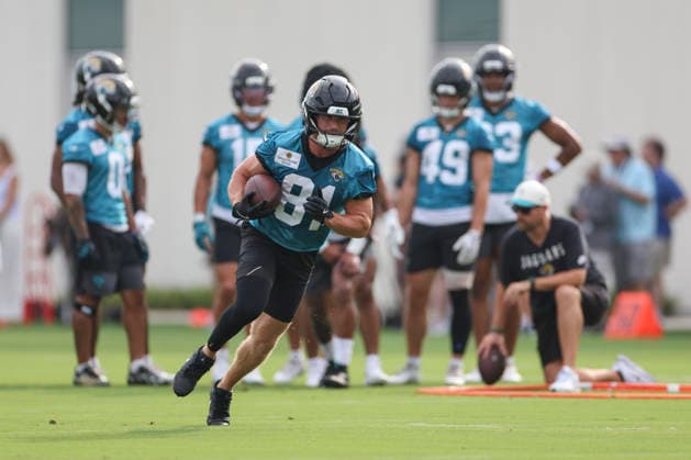 JACKSONVILLE, FL - JULY 29: Jacksonville Jaguars wide receiver Austin Trammell (81) works on a drill during training camp on July 29, 2026 at the Miller Electric Center in Jacksonville, Fl. (Photo by David Rosenblum Icon Sportswire) NFL, American Football Herren, USA JUL 29 Jaguars Training Camp EDITORIAL USE ONLY Icon260729224538