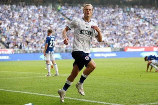 Lech Poznan V Aarhus GF - UEFA Champions League 2026 2027 Second Qualifying Round Second Leg Tobias Bech during the UEFA Champions League 2026 2027 Second Qualifying Round Second Leg match between Lech Poznan and Aarhus GF at Enea Stadium in Poznan, Poland, on July 29, 2026. Poznan Poland  Copyright: xPiotrxMatusewiczx originalFilename:matusewicz-lechpozn260729_npDWA.jpg