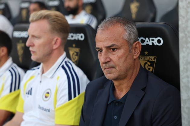 Gornik Zabrze v Fenerbahce - UEFA Champions League - Qualifying round ZABRZE, POLAND - JULY 29: Head coach of Fenerbahce Ismail Kartal follows the UEFA Champions League second leg of the second qualifying round at Arena Zabrze in Zabrze, Poland on July 29, 2026. Jakub Porzycki Anadolu Zabrze Poland. Editorial use only. Please get in touch for any other usage.  Copyright: x2026xAnadoluxJakubxPorzyckix