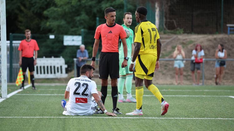 29.07.2026, xrekx, Fussball Schroeder-Liga Saar, 1. FC Saarbruecken II - SpVgg Quierschied v.l. Krauß Matthias (SpVgg Quierschied) Schiedsrichter Referee Bijan Behzadi Sodji Dylan (1. FC Saarbrücken II) (DFL DFB REGULATIONS PROHIBIT ANY USE OF PHOTOGRAPHS as IMAGE SEQUENCES and or QUASI-VIDEO) Saarbruecken *** July 29, 2026, xrekx, Soccer, Schroeder League Saar, 1 FC Saarbrücken II vs. SpVgg Quierschied, Referee: Matthias Krauß, SpVgg Quierschied, Referee: Bijan Behzadi, Dylan Sodji, 1 FC Saarbrücken II. DFL and DFB regulations prohibit any use of photographs as image sequences and or quasi- VIDEO Saarbrücken