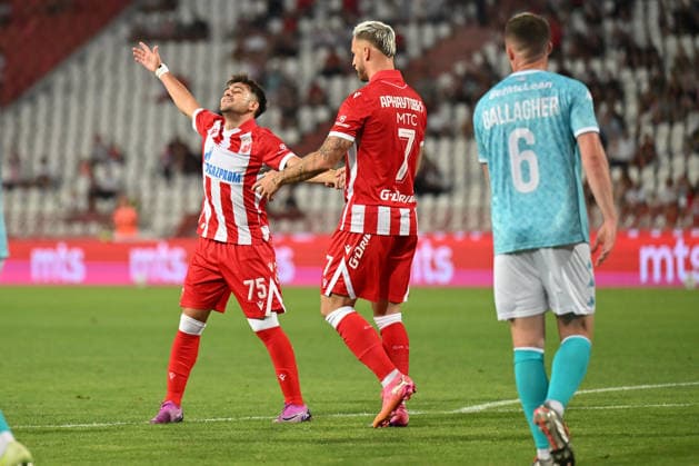 CRVENA ZVEZDA vs LARNE NORTHERN IRLAND LOIZOS LOIZOU Loizos Loizu and MARKO ARNAUTOVIC football Crvena zvezda vs Larne Northern Irland during UEFA Champions league qualification match at Rajko Mitic stadium, Belgrade 29.07.2026 Foto: FOOTBALL, CRVENA ZVEZDA, RED STAR, UEFA CHAMPIONS LEAGUE QUALIFICATIONS, LARNE NORTHERN IRLAND Belgrade Rajko Mitic stadium Serbia Copyright: xMarkoxMetlasx xMNxPressx