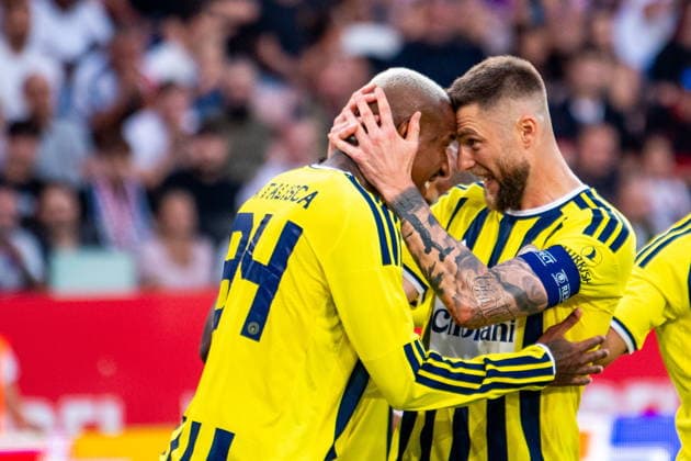 2026.07.29 Zabrze pilka nozna Eliminacje Ligi Mistrzow sezon 2026 2027 Gornik Zabrze - Fenerbahce N z Anderson Talisca, Milan Skriniar Foto Weronika Morciszek PressFocus 2026.07.29 Zabrze Football - Champions League Elimination season 2026 2027 Gornik Zabrze - Fenerbahce Anderson Talisca, Milan Skriniar Credit: Weronika Morciszek PressFocus NEWSPIX.PL --- newspix.pl 