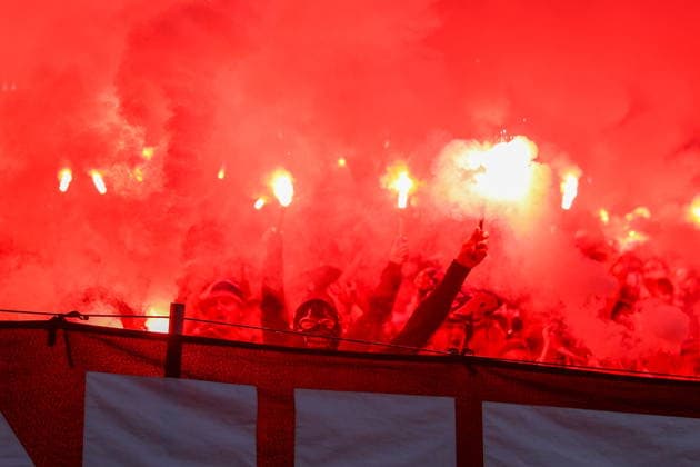 Zabrze 29.07.2026. Football UEFA Champions League match between Gornik Zabrze and Fenerbahce SK in Zabrze, Poland on July 29, 2026 --- Mecz pilka nozna UEFA Champions League pomiedzy Gornik Zabrze a Fenerbahce SK w Zabrzu, Polska 29 lipca 2026 Persons Shown: kibice Gornika Zabrze, fans Fot. Michal Gaciarz Arena Akcji NEWSPIX.PL --- newspix.pl 