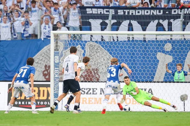 Poznan 29.07.2026. Football UEFA Champions League match between Lech Poznan and Aarhus in Poznan, Poland --- Mecz pilka nozna UEFA Champions League Lech Poznan - Aarhus w Poznaniu Persons Shown : Mateusz Lis, rzut karny Fot. Mikolaj Barbanell Arena Akcji NEWSPIX.PL --- newspix.pl 