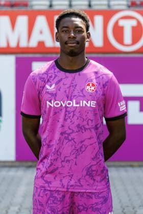 Enis Kamga (1.FC Kaiserslautern), 1.FC Kaiserslautern, 2.Bundesliga, Porträttermin, 2026 2027, 29.07.2026 1.FC Kaiserslautern, 2.Bundesliga, Porträttermin, 2026 2027, 29.07.2026 Kaiserslautern *** Enis Kamga, 1. FC Kaiserslautern, 1. FC Kaiserslautern, 2. Bundesliga, photo shoot, 2026–2027, July 29, 2026, 1 FC Kaiserslautern, 2. Bundesliga, photo shoot, 2026–2027, July 29, 2026, Kaiserslautern Copyright: xEibner-Pressefoto AlexanderxNeisx EP_ANS