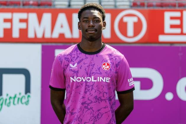 Enis Kamga (1.FC Kaiserslautern), 1.FC Kaiserslautern, 2.Bundesliga, Porträttermin, 2026 2027, 29.07.2026 1.FC Kaiserslautern, 2.Bundesliga, Porträttermin, 2026 2027, 29.07.2026 Kaiserslautern *** Enis Kamga, 1. FC Kaiserslautern, 1. FC Kaiserslautern, 2. Bundesliga, photo shoot, 2026–2027, July 29, 2026, 1 FC Kaiserslautern, 2. Bundesliga, photo shoot, 2026–2027, July 29, 2026, Kaiserslautern Copyright: xEibner-Pressefoto AlexanderxNeisx EP_ANS
