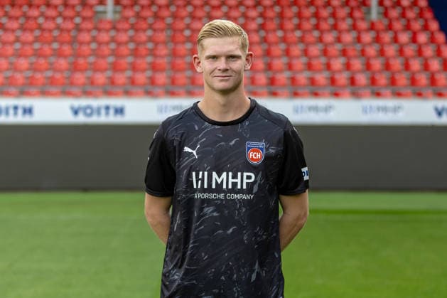 Paul Tschernuth (1.FC Heidenheim, 34), GER, 1.FC Heidenheim, Fussball, 2. Bundesliga, Portraettermin 2026 2027, 29.07.2026, DFL DFB REGULATIONS PROHIBIT ANY USE OF PHOTOGRAPHS AS IMAGE SEQUENCES AND OR QUASI-VIDEO, GER, 1.FC Heidenheim, Fussball, 2. Bundesliga, Portraettermin 2026 2027, 29.07.2026 Heidenheim *** Paul Tschernuth, 1 FC Heidenheim, 34, GER, 1 FC Heidenheim, soccer, 2. Bundesliga, photo shoot 2026–2027, July 29, 2026, DFL and DFB regulations prohibit any use of photographs as image sequences and or quasi-video, GER, 1 FC Heidenheim, soccer, 2. Bundesliga, portrait session 2026–2027, July 29, 2026, Heidenheim Copyright: xEibner-Pressefoto JanixPlessx EP_JPL