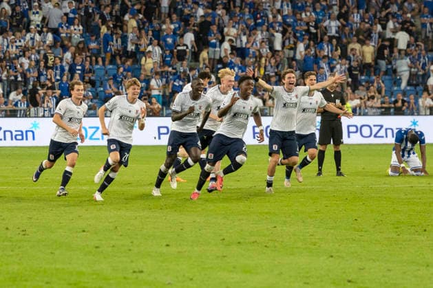 Lech Poznan - Aarhus FC 29.07.2026 football, Poznan , UEFA Champions League Second qualifying round (pilka nozna, Liga Mistrzow, kwalifikacje, runda kwalifikacyjna mecz) game match Lech Poznan - Aarhus FC image shows:AGF Aarhus win the game after penalty kicks, promote to the next round, react, photo Katarzyna Plewczynska Fotostyk Copyright: xKatarzynaxPlewczynska Fotostykx 20260729KAPL8615