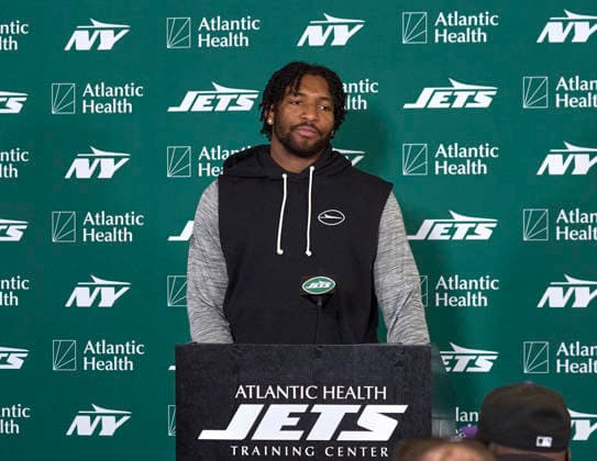New York Jets edge Kingsley Enagbate (52) during press conference, PK, Pressekonferenz during training camp at the Atlantic Health Jets Training Center, Florham Park, New Jersey. CSM Florham Park United States - ZUMAc04_ 20260729_zma_c04_023 Copyright: xDuncanxWilliamsx