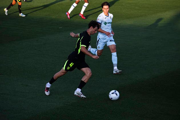 ESP: Atletico de Madrid v Getafe CF Pre season match 2026 2027 Rodrigo Mendoza of Atletico de Madrid makes a pass during Pre season match between Atletico de Madrid and Getafe at Estadio Cerro del Espino on July 29, 2026 in Majadahonda, Madrid, Spain. Madrid Madrid Spain Football *** ESP Atlético de Madrid vs. Getafe CF, 2026–2027 Preseason Match: Rodrigo Mendoza of Atlético de Madrid makes a pass during the preseason match between Atlético de Madrid and Getafe at Estadio Cerro del Espino on July 29, 2026, in Majadahonda, Madrid, Spain Madrid Madrid Spain Soccer Copyright: xAlejandroxMatiasx