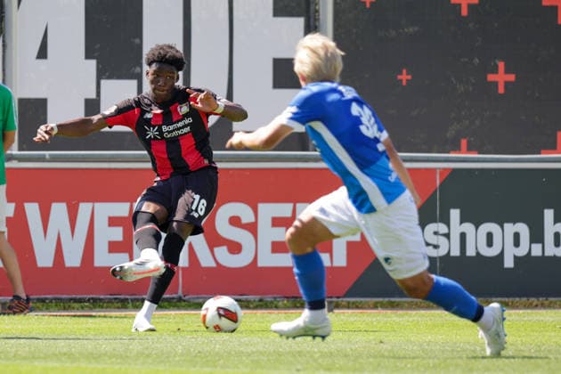 29.07.2026, xgrfx, Fussball Testspiel, Bayer 04 Leverkusen - KRC Genk v.l. Alex Tape (Bayer Leverkusen) (DFL DFB REGULATIONS PROHIBIT ANY USE OF PHOTOGRAPHS as IMAGE SEQUENCES and or QUASI-VIDEO) Leverkusen *** July 29, 2026, xgrfx, soccer friendly match, Bayer 04 Leverkusen vs. KRC Genk, photo by Alex Tape, Bayer Leverkusen, DFL, DFB. REGULATIONS PROHIBIT ANY USE OF PHOTOGRAPHS AS IMAGE SEQUENCES AND OR QUASI-VIDEO. Leverkusen