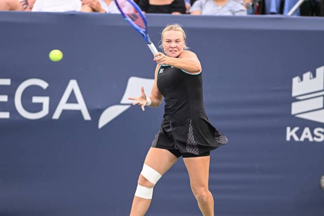 July 29, 2026, Washington, D.C, U.S: DIANA SHNAIDER hits a forehand during her doubles match at the Rock Creek Tennis Center. Tennis 2026 - Mubadala Open  - ZUMAg196 20260729_zap_g196_022 Copyright: xKylexGustafsonx