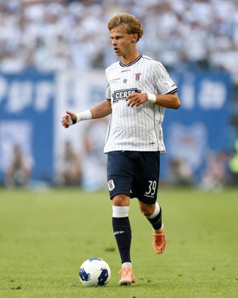 Lech Poznan V Aarhus GF - UEFA Champions League 2026 2027 Second Qualifying Round Second Leg Frederik Emmery during the UEFA Champions League 2026 2027 Second Qualifying Round Second Leg match between Lech Poznan and Aarhus GF at Enea Stadium on July 29, 2026, in Poznan, Poland. Poznan Poland  Copyright: xPiotrxMatusewiczx originalFilename:matusewicz-lechpozn260729_npp9I.jpg