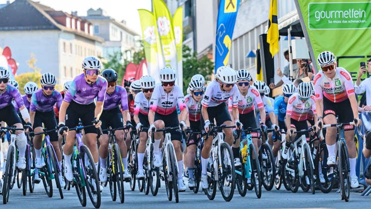 wels, austria, 29 july 2026, bicycle race welser innenstadtkriterium, woman s race *** Wels, Österreich, 29. Juli 2026, Radrennen Welser Innenstadtkriterium , Frauenrennen Copyright: xx