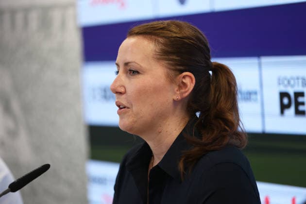 Fussball, Herren, Regionalliga Bayern, Saison 2026 2027, TSV 1860 München Vorstellung des neuen Hauptsponsors der TSV München von 1860 Spielbetriebs-GmbH, TSV 1860 München, hier im Bild Tamara Pagel (Vorstandsvorsitzende der Dialog Versicherung) *** Soccer, Men s, Bavarian Regional League, 2026–2027 Season, TSV 1860 Munich: Introduction of the new main sponsor of TSV München von 1860 Spielbetriebs GmbH, TSV 1860 Munich; pictured here is Tamara Pagel, CEO of Dialog Versicherung