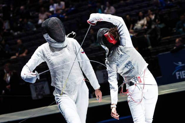 CHINA, HONG KONG - JULY 30, 2026: Athlete Anna Solovyova of Russia fights in her team foil bout against Maria Marino of Spain during the 2026 Kerry Fencing World Championships 2026 Fencing World Championships In Hong Kong  - ZUMAt113 20260730_zaa_t113_033 Copyright: xMikhailxSinitsynx