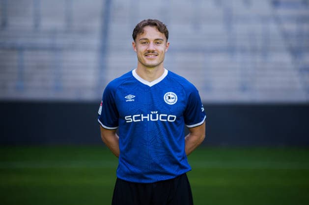 Felix Hagmann; DSC Arminia Bielefeld; 2. BL, Porträttermin 2026 2027. Bielefeld Nordrhein-Westfalen Deutschland Schüco Arena *** Felix Hagmann, DSC Arminia Bielefeld 2 (2nd Bundesliga), Photo Shoot 2026–2027, Bielefeld, North Rhine-Westphalia, Germany, Schüco Arena