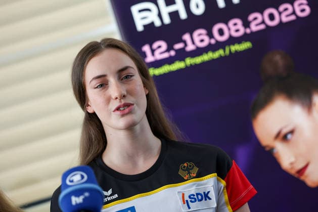 Frankfurt am Main, July 30, 2026: Darja Varfolomeev (TSV Schmiden) during a media day from Deutscher Turner-Bund (DTB) ahead of the Rhythmic gymnastics, Rhythmische Sportgymnastik, RSG World Championships at Festhalle Frankfurt (Aug. 12 16.2026) *** Frankfurt am Main, July 30, 2026: Darja Varfolomeev of TSV Schmiden during a media day hosted by the German Gymnastics Federation (DTB) ahead of the Rhythmic Gymnastics World Championships at the Festhalle Frankfurt, August 12–16, 2026 Copyright: HMBxMedia JoaquimxFerreira
