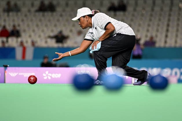 Sport Bilder des Tages COM26 BOWLS, Elizabeth Moceiwai of Fiji bowls during the Women™s Singles Sectional Play between Fiji and Tonga at the Glasgow 2026 Commonwealth Games at SEC Centre Hall 3 in Glasgow, Scotland, Thursday, July 30, 2026. ( NO ARCHIVING, EDITORIAL USE ONLY Glasgow United Kingdom  Copyright: xLUKASxCOCHx 20260730124584121246