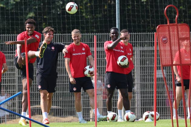 30.07.2026, xrekx, Fussball 2.Bundesliga, 1.FC Kaiserslautern - Training v.l. Kelven Frees (1.FC Kaiserslautern) Nils Vogt Athletiktrainer (1.FC Kaiserslautern) Jan Elvedi (1.FC Kaiserslautern) Maxwell Gyamfi (1.FC Kaiserslautern) (DFL DFB REGULATIONS PROHIBIT ANY USE OF PHOTOGRAPHS as IMAGE SEQUENCES and or QUASI-VIDEO) Kaiserslautern *** July 30, 2026, xrekx, Soccer 2. Bundesliga, 1 FC Kaiserslautern Training v l Kelven Frees 1 FC Kaiserslautern Nils Vogt, Athletic Trainer 1 FC Kaiserslautern Jan Elvedi 1 FC Kaiserslautern Maxwell Gyamfi 1 FC Kaiserslautern DFL DFB REGULATIONS PROHIBIT ANY USE OF PHOTOGRAPHHS as IMAGE SEQUENCES and or QUASI-VIDEO Kaiserslautern