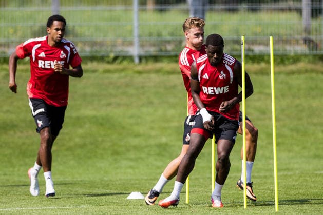 ST. JOHANN IN TIROL, AUSTRIA - JULY 30: Ragnar Ache (1. FC Koeln, 9) during warm up during a training session at trainings camp in Kitzbuehel of season 2026 27 at Koasastadion on July 30, 2026 in St. Johann in Tirol, Austria. Austria Copyright: xSteffiexWunderlx