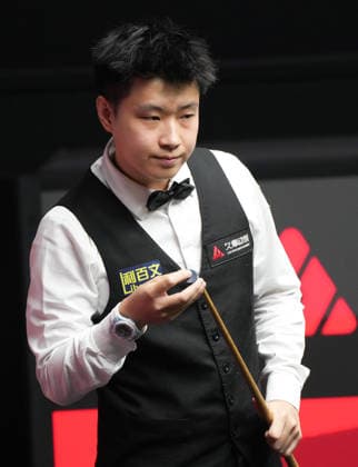 (260730) -- SHANGHAI, July 30, 2026 -- Zhao Xintong reacts during the quarterfinal match between Zhao Xintong of China and Neil Robertson of Australia at the World Snooker Shanghai Masters 2026 in Shanghai, east China, July 30, 2026. ) (SP)CHINA-SHANGHAI-SNOOKER-SHANGHAI MASTERS 2026-QUARTERFINALS (CN) DingxTing 