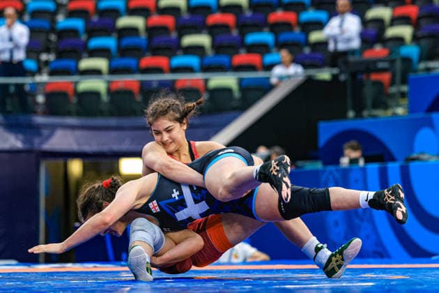 U17, U 17 Wrestling World Championships 61kg WW - Surae Mirac Abbassoy (FIN) df. Ana Tsereteli (GEO) *** U17 Wrestling World Championships, 61 kg WW: Surae Mirac Abbassoy (FIN) def. Ana Tsereteli (GEO) Copyright: xUnitedxWorldxWrestlingx xAmirrezx UWW-U17-WC-BAKU-2026