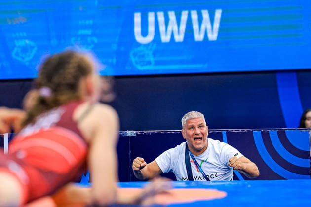U17, U 17 Wrestling World Championships Coach Of Hungary *** Coach of the Hungarian U17 Wrestling World Championships Team Copyright: xUnitedxWorldxWrestlingx xAmirrezx UWW-U17-WC-BAKU-2026