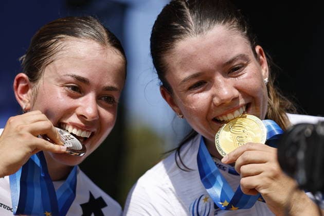 Sport Bilder des Tages 30.07.2026, Monteceneri, Monte Ceneri, 2026 UEC MTB European Championship, EM, Europameisterschaft XCC Women U23 s Final (cross country short track) Elina Benoit 6 (SUI) 2nd place and silver medal and Lea Huber 16 (SUI) 1st place, European Champion and gold medal Monteceneri Monte Ceneri Ticino Switzerland *** July 30, 2026, Monteceneri, Monte Ceneri, 2026 UEC MTB European Championship XCC Women U23 Final—cross-country short track: Elina Benoit (6, SUI) took 2nd place and the silver medal, and Lea Huber (16, SUI) took 1st place, becoming European Champion and winning the gold medal. Monteceneri, Monte Ceneri, Ticino, Switzerland Copyright: xJustPictures.ch FrancescoxMinghettix jp-en-FrMi-_NG_1797