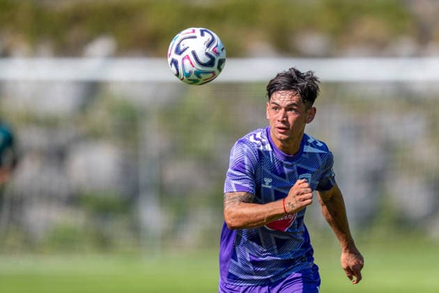 SOCCER - Augsburg vs Bournemouth, test match SAALFELDEN AM STEINERNEN MEER,AUSTRIA,30.JUL.26 - SOCCER - 1. DFL, 1. Deutsche Bundesliga, Premier League, FC Augsburg vs AFC Bournemouth, test match. Image shows Julio Soler (Bournemouth).  GEPAxpictures xWolfgangxKofler